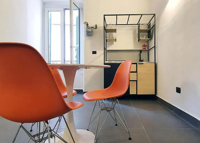 La Casa Dell'artista Nel Centro Storico - La Spezia